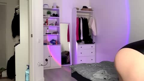 Dasha and Vitalii online show from 04-19-26, 06:10