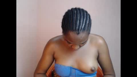 Snapshot of flirtxxdiva chatting on 01-10-26, 01:29 flirtxxdiva online show from 01-10-26, 01:29