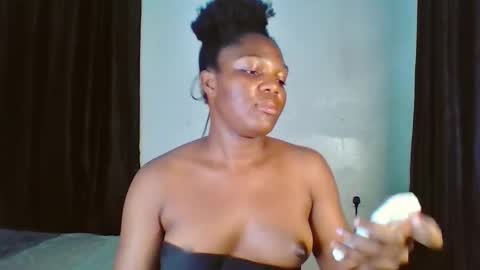 Snapshot of flirtxxdiva chatting on 02-14-26, 08:49 flirtxxdiva online show from 02-14-26, 08:49