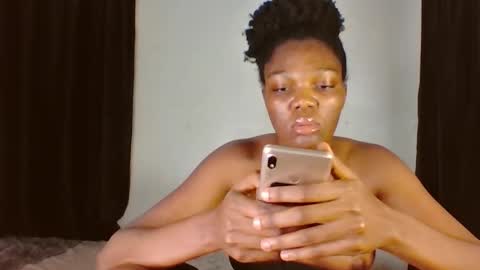 Snapshot of flirtxxdiva chatting on 02-16-26, 07:10 flirtxxdiva online show from 02-16-26, 07:10