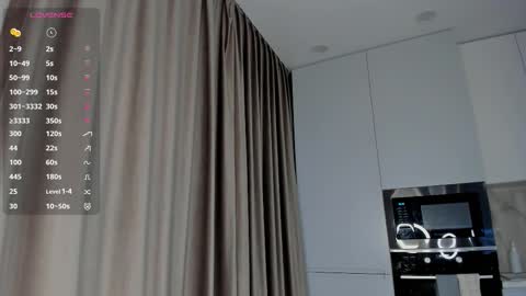 Emely  online show from 09-29-25, 05:29