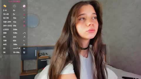 Snapshot of flirtykitty_ chatting on 07-16-26, 06:30 Emely online show from 07-16-26, 06:30