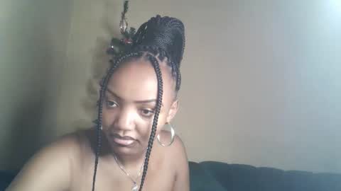 flirtymimie online show from 12-23-25, 08:45