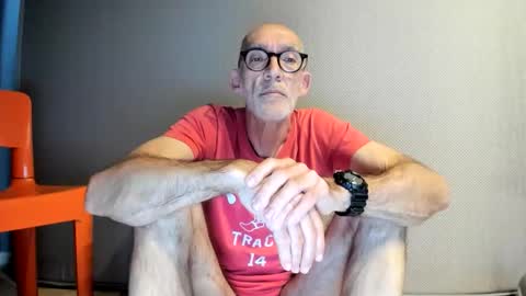 Snapshot of floki52016 chatting on 05-04-26, 09:38 floki52016 online show from 05-04-26, 09:38