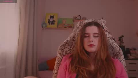 Eliza online show from 11-26-25, 01:34