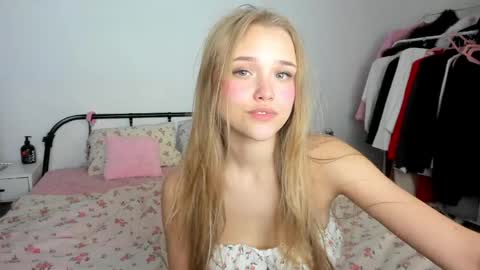 Mona online show from 04-13-26, 02:00