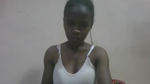 flora48230522373 online show from 04-26-26, 07:39