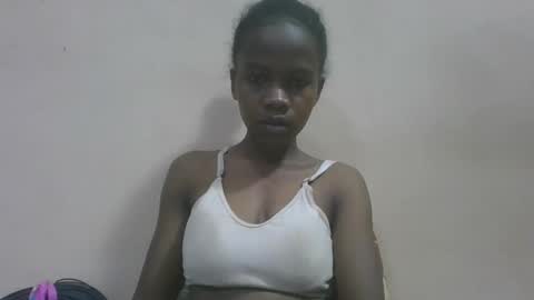 flora48230522373 online show from 04-28-26, 02:27
