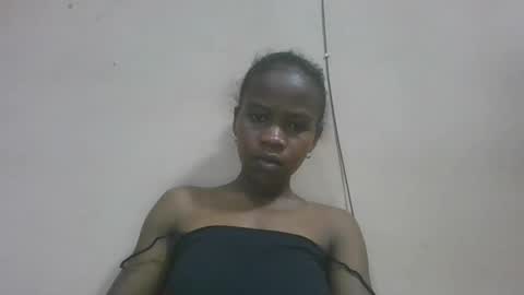 flora48230522373 online show from 05-04-26, 07:21