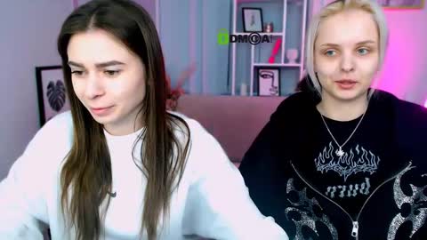 just ask me  online show from 02-11-25, 10:15