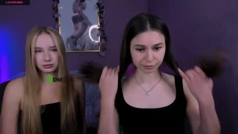 Snapshot of flora_ri chatting on 01-10-26, 10:39 just ask me online show from 01-10-26, 10:39