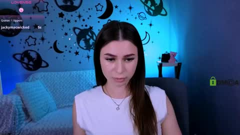 Snapshot of flora_ri chatting on 06-03-26, 09:12 just ask me online show from 06-03-26, 09:12