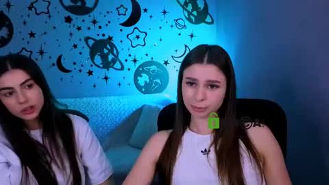 Snapshot of flora_ri chatting on 06-18-26, 09:36 just ask me online show from 06-18-26, 09:36