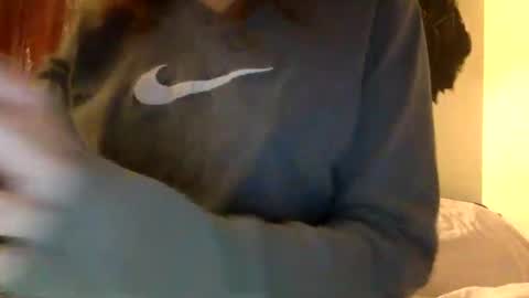 Snapshot of floraexploration chatting on 01-11-25, 07:27 floraexploration online show from 01-11-25, 07:27