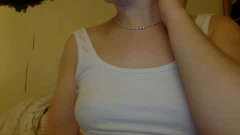 Snapshot of floraexploration chatting on 01-18-25, 11:55 floraexploration online show from 01-18-25, 11:55