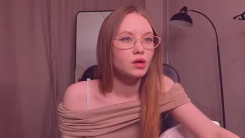 Snapshot of floralarsson chatting on 05-11-26, 04:04 hey there guys im Flora no not the one from WInx. But I love magical stuff and especially I love nature. I dont know I thin online show from 05-11-26, 04:04