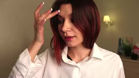 Snapshot of floramorris chatting on 10-30-25, 07:14 Yasmin online show from 10-30-25, 07:14