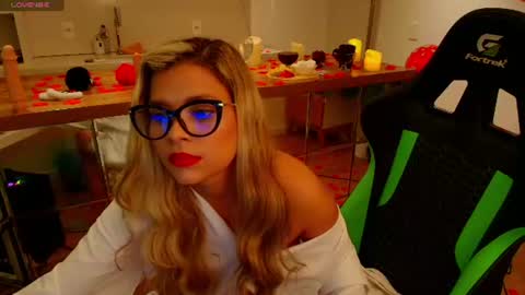 Florence Ford online show from 06-12-26, 11:20