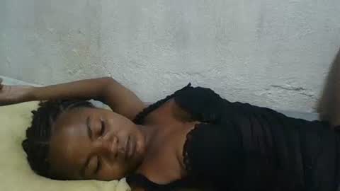 Snapshot of florenceline chatting on 01-08-26, 01:46 florenceline online show from 01-08-26, 01:46