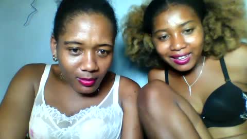 Snapshot of florencia011 chatting on 01-27-25, 12:12 florencia011 online show from 01-27-25, 12:12