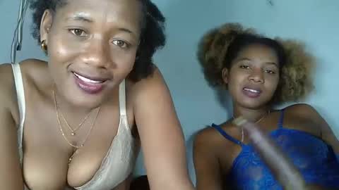 Snapshot of florencia011 chatting on 02-09-25, 08:45 florencia011 online show from 02-09-25, 08:45
