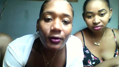 Snapshot of florencia011 chatting on 02-14-25, 04:41 florencia011 online show from 02-14-25, 04:41