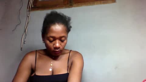 Snapshot of florencia011 chatting on 02-15-25, 03:09 florencia011 online show from 02-15-25, 03:09