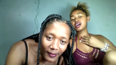 Snapshot of florencia011 chatting on 02-16-25, 03:59 florencia011 online show from 02-16-25, 03:59
