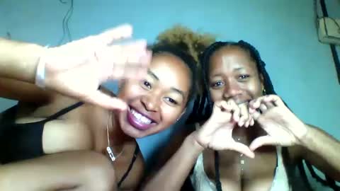 Snapshot of florencia011 chatting on 02-17-25, 06:53 florencia011 online show from 02-17-25, 06:53
