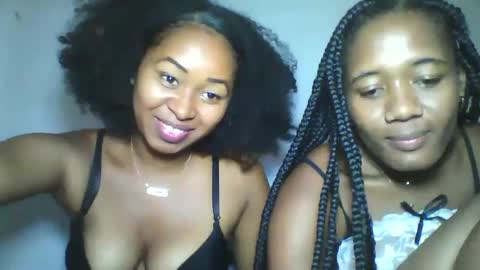 Snapshot of florencia011 chatting on 02-18-25, 12:06 florencia011 online show from 02-18-25, 12:06