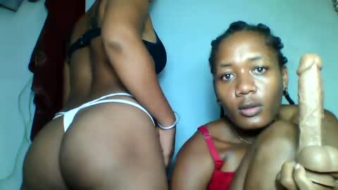 Snapshot of florencia011 chatting on 02-25-25, 11:30 florencia011 online show from 02-25-25, 11:30