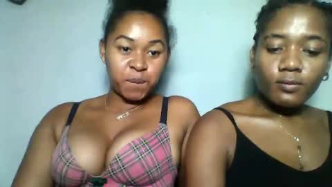 Snapshot of florencia011 chatting on 02-26-25, 10:31 florencia011 online show from 02-26-25, 10:31