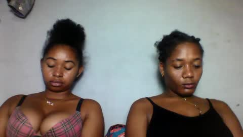 Snapshot of florencia011 chatting on 02-27-25, 02:32 florencia011 online show from 02-27-25, 02:32