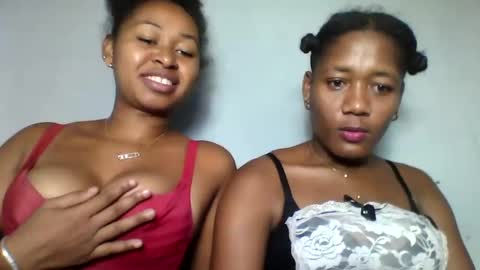 Snapshot of florencia011 chatting on 02-28-25, 01:47 florencia011 online show from 02-28-25, 01:47
