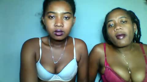 Snapshot of florencia011 chatting on 03-03-25, 06:12 florencia011 online show from 03-03-25, 06:12