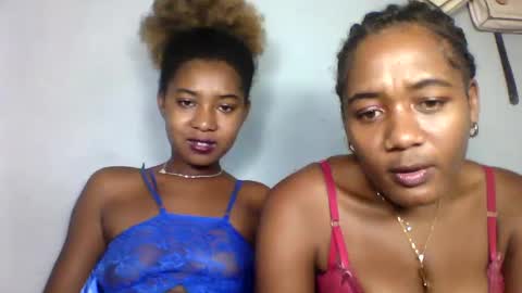Snapshot of florencia011 chatting on 03-05-25, 11:17 florencia011 online show from 03-05-25, 11:17
