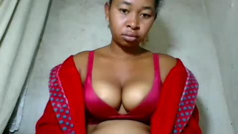 Snapshot of florencia011 chatting on 06-29-26, 09:04 florencia011 online show from 06-29-26, 09:04