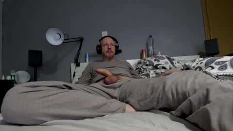 Snapshot of florentobeissant chatting on 01-15-26, 11:37 Florent online show from 01-15-26, 11:37