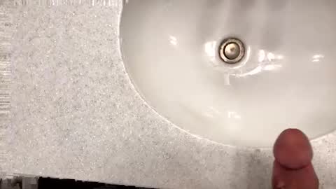 Snapshot of flowaley chatting on 12-31-24, 08:59 flowaley online show from 12-31-24, 08:59