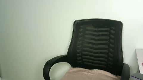 flower748 online show from 04-10-26, 04:23