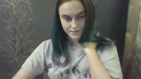 Snapshot of flower_bluee chatting on 12-04-24, 06:39 Ambika 3 online show from 12-04-24, 06:39