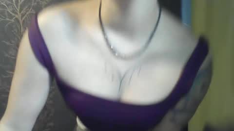 Snapshot of flower_bluee chatting on 03-12-25, 12:47 Ambika 3 online show from 03-12-25, 12:47