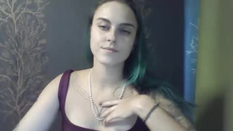 Snapshot of flower_bluee chatting on 09-25-25, 11:47 Ambika 3 online show from 09-25-25, 11:47