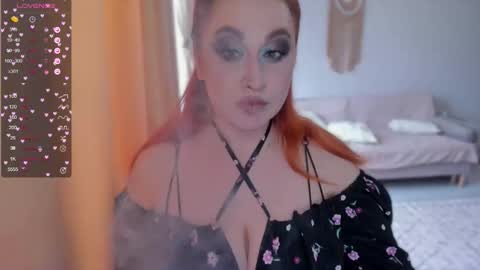 Camelia online show from 10-19-25, 06:58