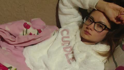 Snapshot of flowercandydoll chatting on 12-14-24, 02:45 say meow and send tip  online show from 12-14-24, 02:45