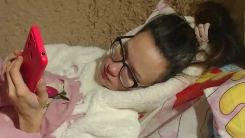 Snapshot of flowercandydoll chatting on 01-26-25, 02:03 say meow and send tip  online show from 01-26-25, 02:03
