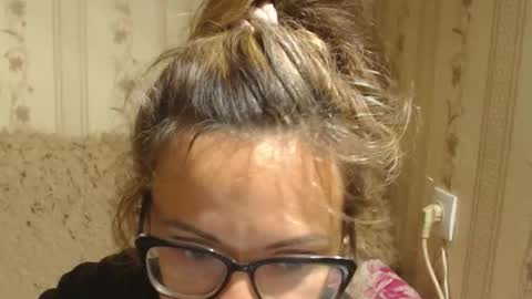 Snapshot of flowercandydoll chatting on 09-18-25, 06:59 say meow and send tip  online show from 09-18-25, 06:59