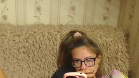 Snapshot of flowercandydoll13 chatting on 09-22-25, 03:47 say meow and send tip online show from 09-22-25, 03:47