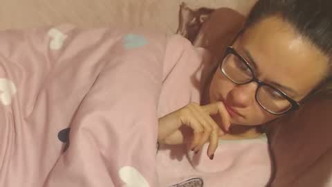 Snapshot of flowercandydoll13 chatting on 10-03-25, 07:38 say meow and send tip online show from 10-03-25, 07:38