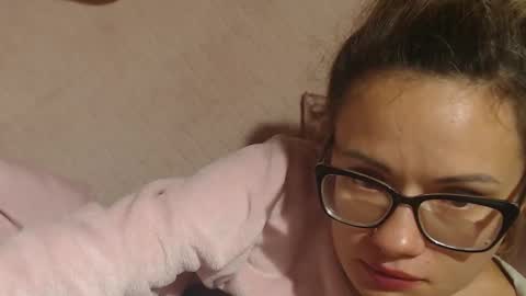 Snapshot of flowercandydoll13 chatting on 10-17-25, 01:25 say meow and send tip online show from 10-17-25, 01:25